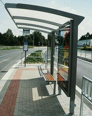 autobusko stajalište A4 solarneklupe.com